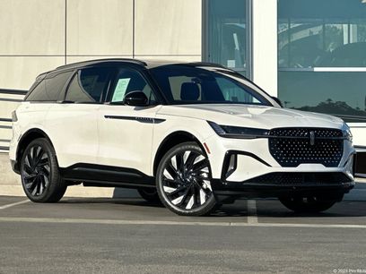 Used 2025 Lincoln Nautilus Reserve