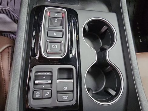 New 2026 Honda Pilot Touring image 21