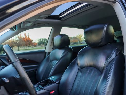 Used 2017 INFINITI QX50 2WD w/ Premium Plus Package image 15