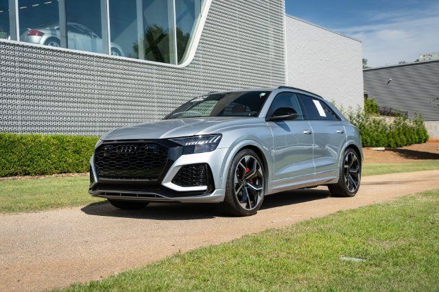 Certified 2024 Audi RS Q8 AWD/4WD image 2