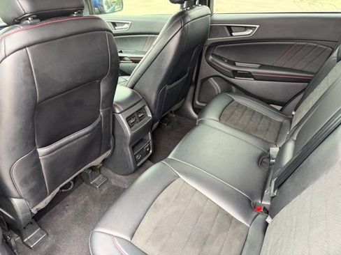 Used 2022 Ford Edge ST-Line image 20