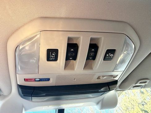 Used 2021 Subaru Ascent Limited w/ Technology Package image 18