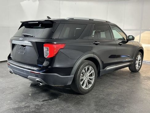 Used 2022 Ford Explorer Limited w/ Equipment Group 301A image 11