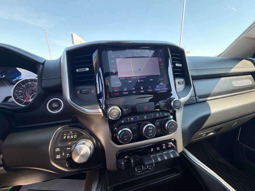 Used 2020 RAM 1500 Laramie AWD/4WD image 9