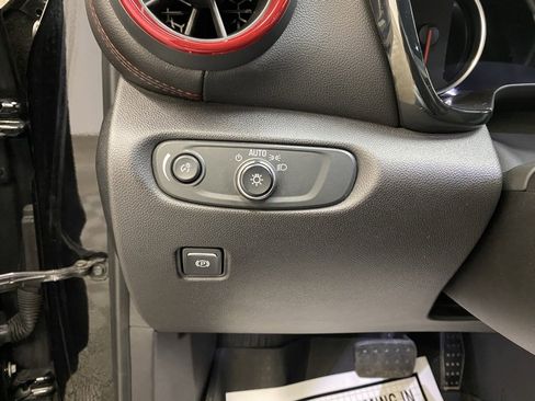 Used 2020 Chevrolet Blazer RS image 19