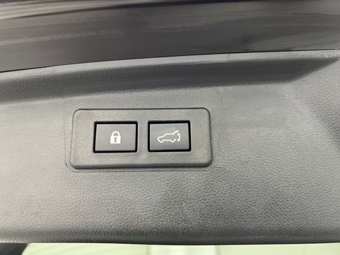 Used 2025 Subaru Outback Onyx Edition image 36