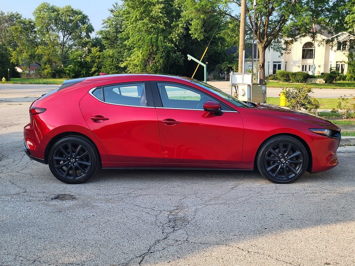 Used 2020 MAZDA MAZDA3 AWD Hatchback w/ Premium Pkg image 3