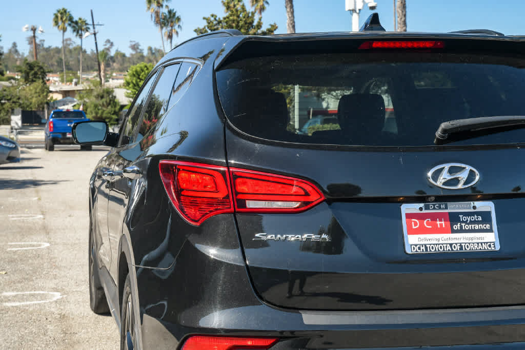 Used 2017 Hyundai Santa Fe Sport FWD image 6