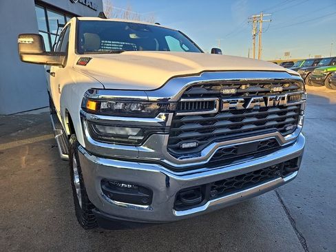 Used 2025 RAM 2500 Lone Star AWD/4WD image 16