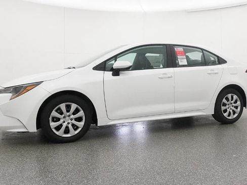 New 2026 Toyota Corolla LE image 18