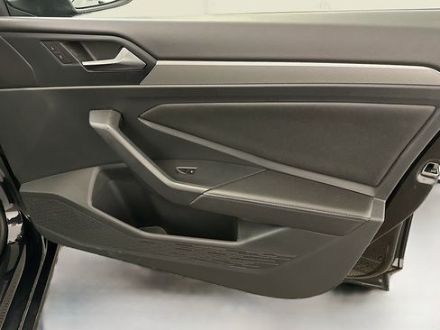 Used 2024 Volkswagen Jetta S image 32