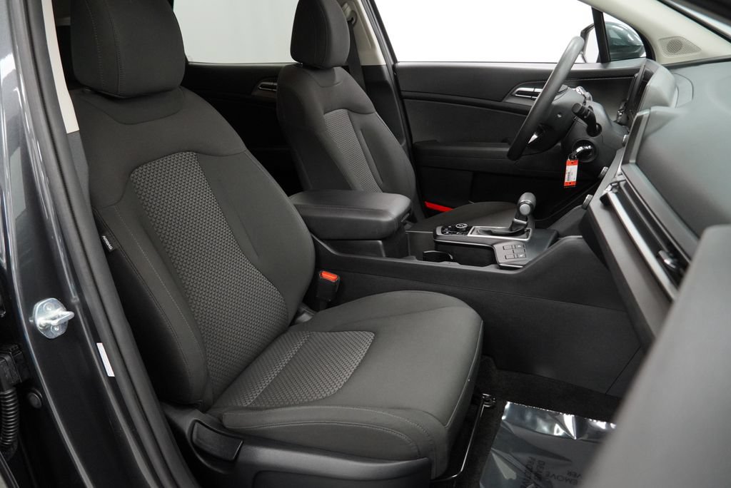 Used 2023 Kia Sportage LX AWD/4WD image 31