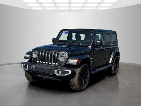 Used 2021 Jeep Wrangler Unlimited Sahara w/ Cold Weather Group image 3