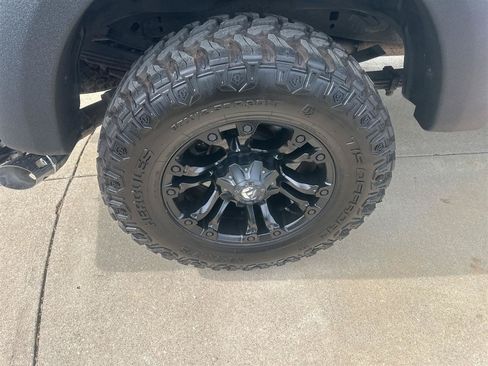 Used 2022 Ford F250 Platinum w/ FX4 Off-Road Package AWD/4WD image 19
