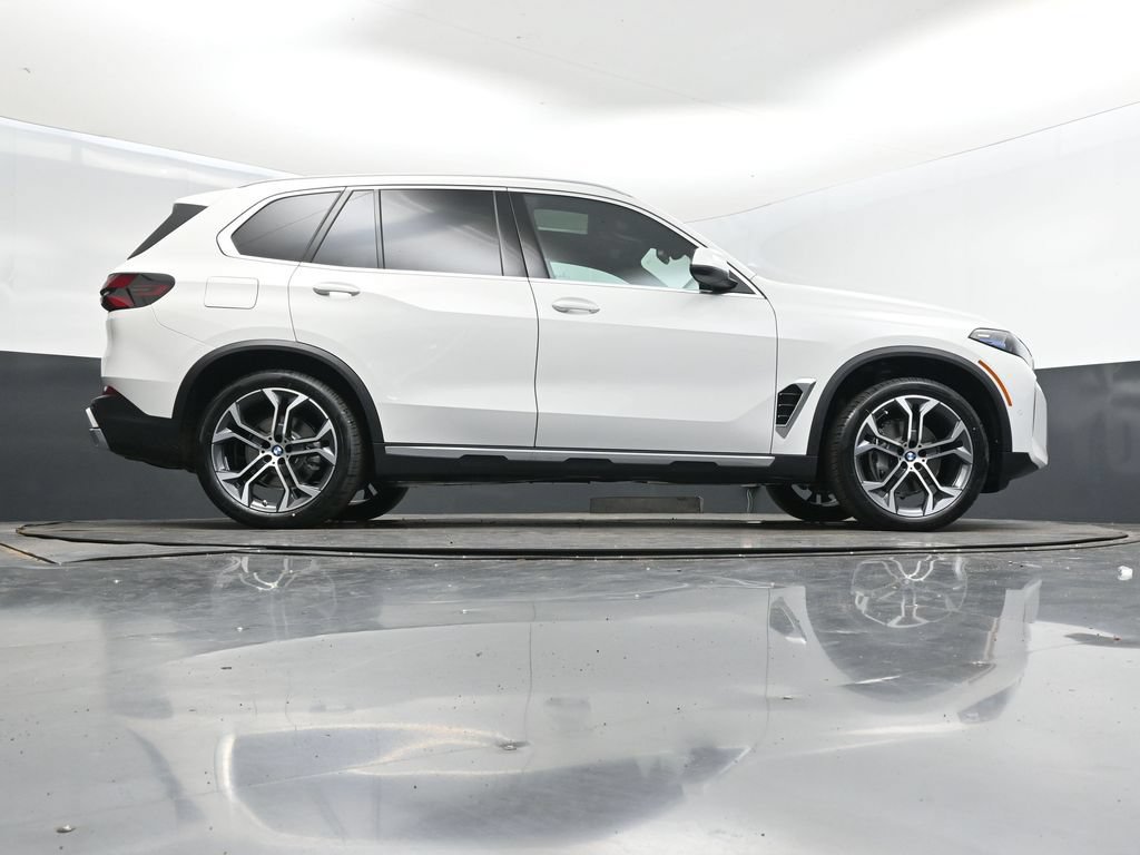 Used 2026 BMW X5 sDrive40i w/ Parking Assistance Package RWD image 43