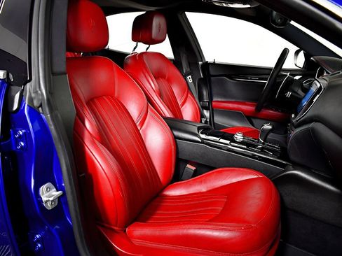 Used 2017 Maserati Ghibli S image 43