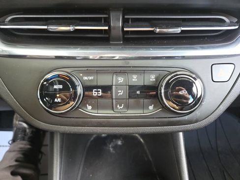 Used 2024 Buick Envista Sport Touring w/ Convenience I Package FWD image 50