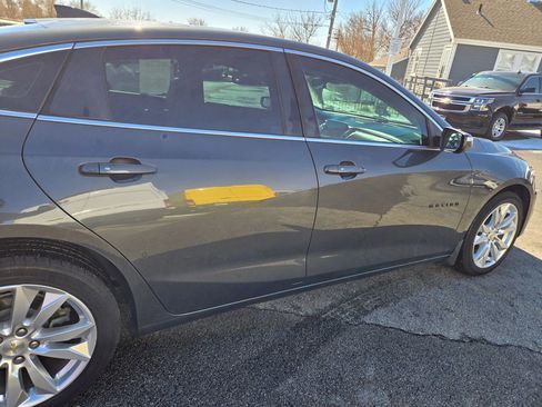 Used 2018 Chevrolet Malibu Hybrid Sedan 4D w/ Leather Package image 10