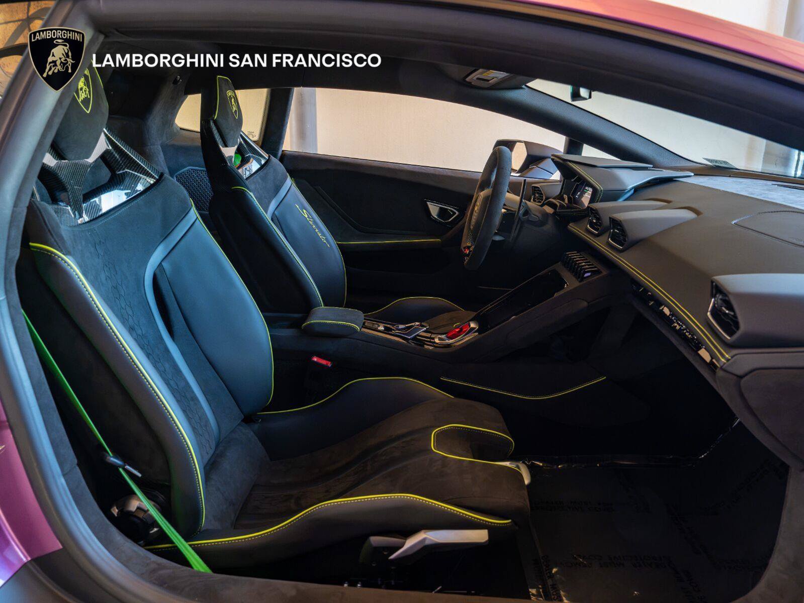 Used 2024 Lamborghini Huracan Sterrato AWD/4WD image 19