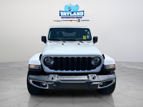 Used 2024 Jeep Gladiator Sport AWD/4WD image 21