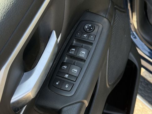 Used 2020 RAM 1500 Big Horn AWD/4WD image 15