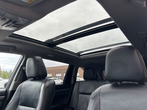 Used 2018 Toyota Highlander Limited Platinum image 31