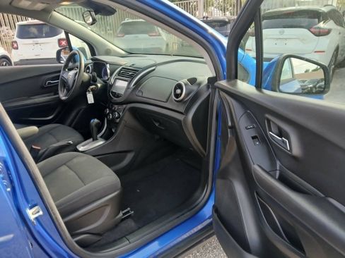 Used 2016 Chevrolet Trax LS FWD image 10