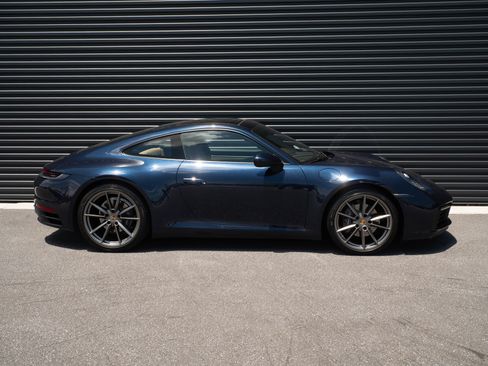 Certified 2021 Porsche 911 Carrera RWD image 21