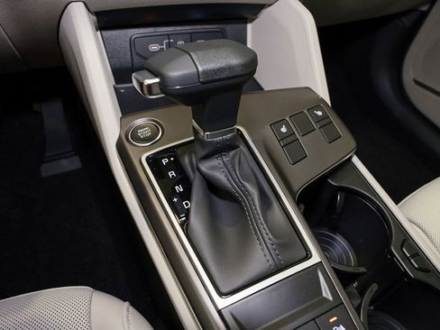 New 2026 Kia Sportage EX FWD image 18