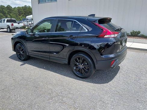 Used 2023 Mitsubishi Eclipse Cross LE AWD/4WD image 5