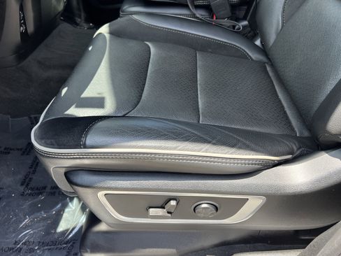 Certified 2021 RAM 1500 Laramie AWD/4WD image 17