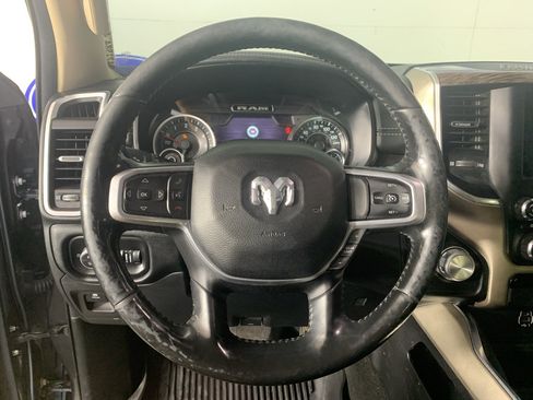 Used 2020 RAM 1500 Laramie RWD image 19