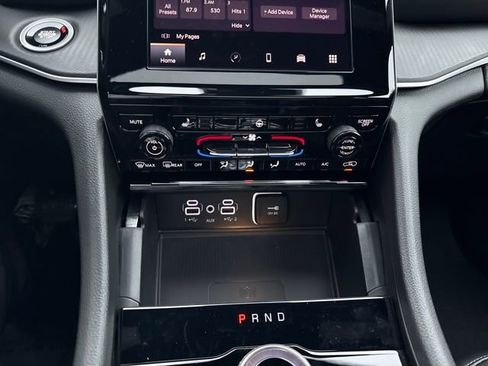 New 2025 Jeep Grand Cherokee L Altitude image 22