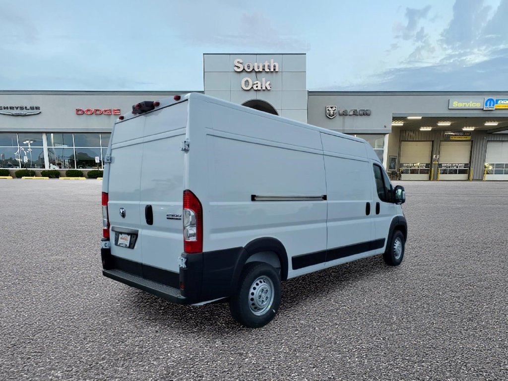 New 2026 RAM ProMaster 2500 w/ Convenience Group FWD image 2
