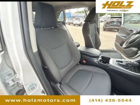 Used 2025 Toyota RAV4 LE FWD image 25