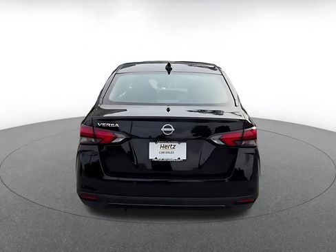 Used 2025 Nissan Versa SV image 14