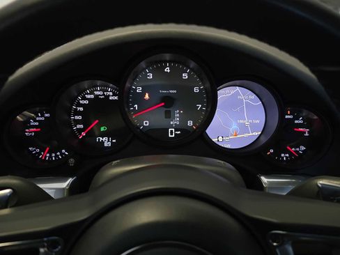 Used 2017 Porsche 911 Carrera 4S image 23