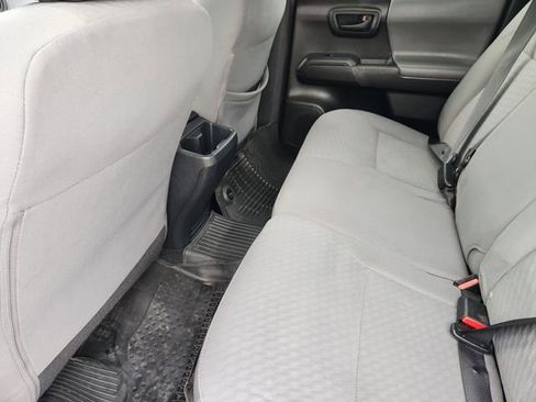 Used 2020 Toyota Tacoma SR w/ SR Convenience Package RWD image 30