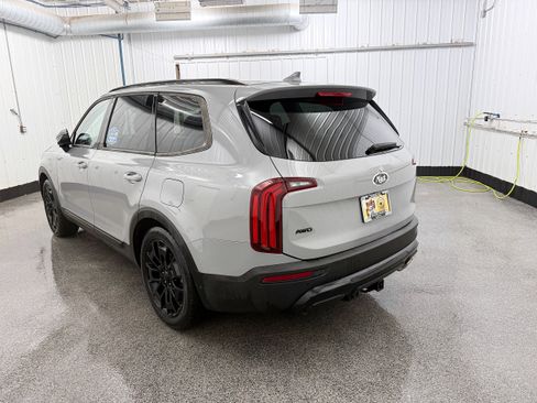Used 2022 Kia Telluride EX w/ EX Premium Package image 38