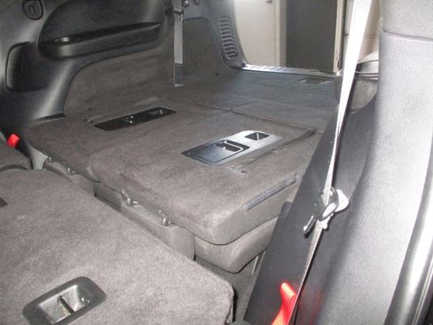 Used 2019 Dodge Durango SXT image 17