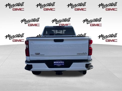 Used 2023 Chevrolet Silverado 3500 High Country image 7