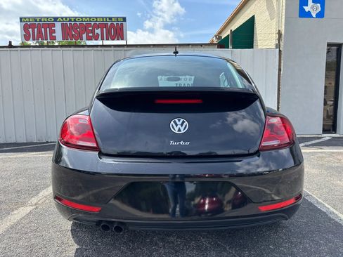 Used 2019 Volkswagen Beetle 2.0T S image 4