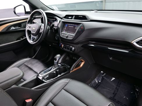 Used 2023 Chevrolet TrailBlazer ACTIV image 16