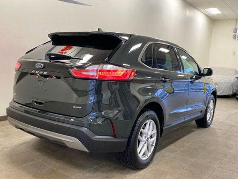 Certified 2022 Ford Edge SEL w/ Convenience Package image 9