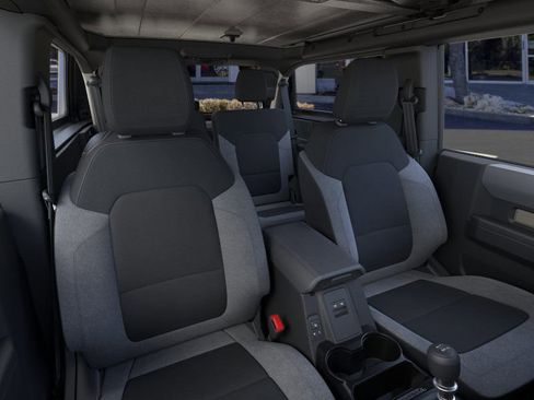 New 2026 Ford Bronco 2-Door AWD/4WD image 10