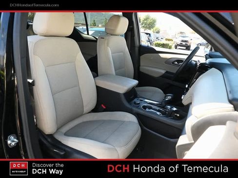 Used 2023 Chevrolet Traverse LT w/ LPO, Cargo Package image 21