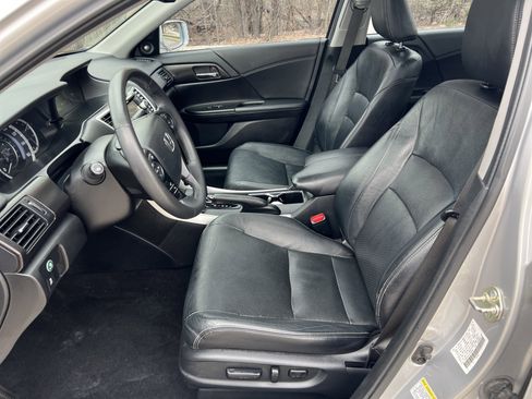 Used 2015 Honda Accord EX-L image 16