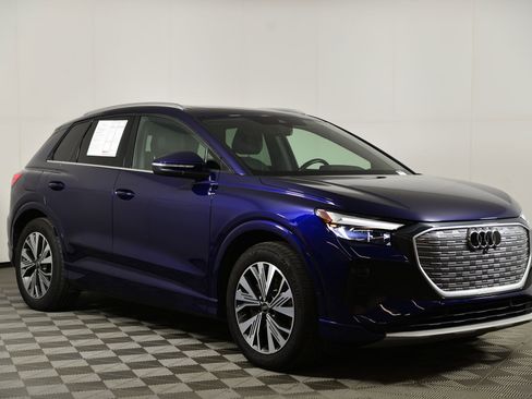 Used 2023 Audi Q4 e-tron Premium Plus w/ Premium Plus image 7