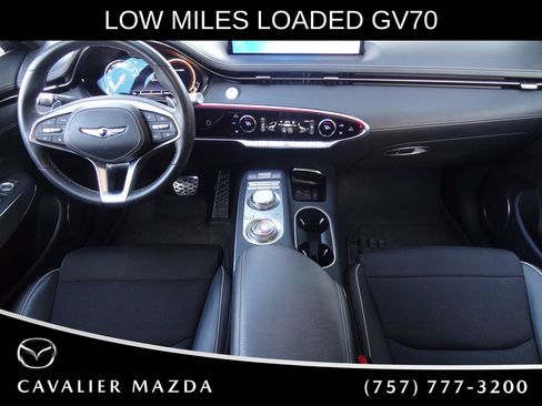 Used 2024 Genesis GV70 2.5T w/ Sport Prestige Package AWD/4WD image 21