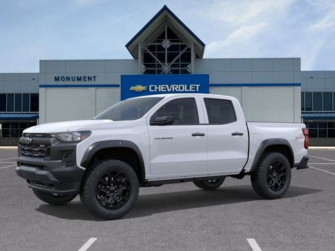 New 2026 Chevrolet Colorado Trail Boss AWD/4WD image 2